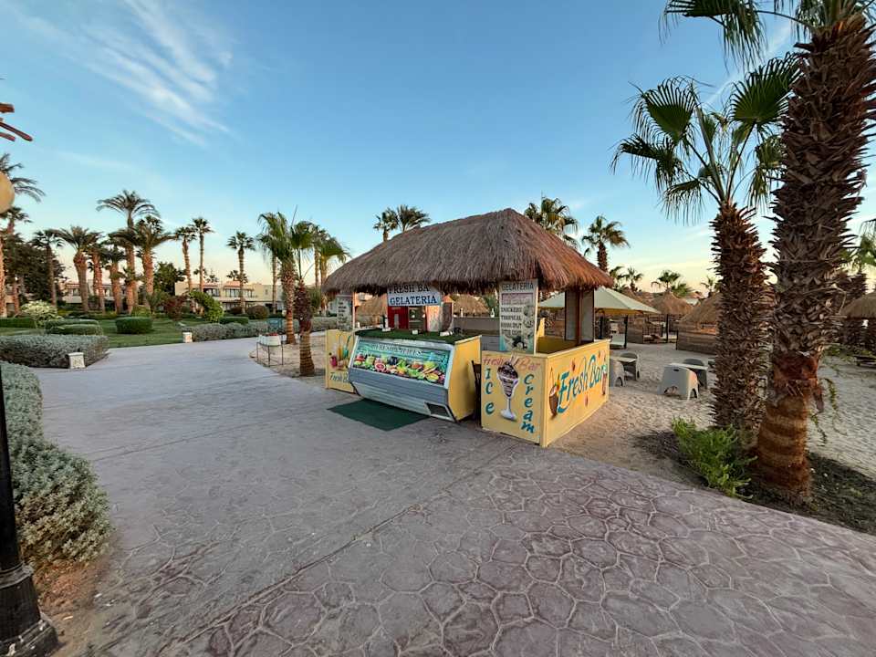 Gartenanlage Lotus Bay Beach Resort