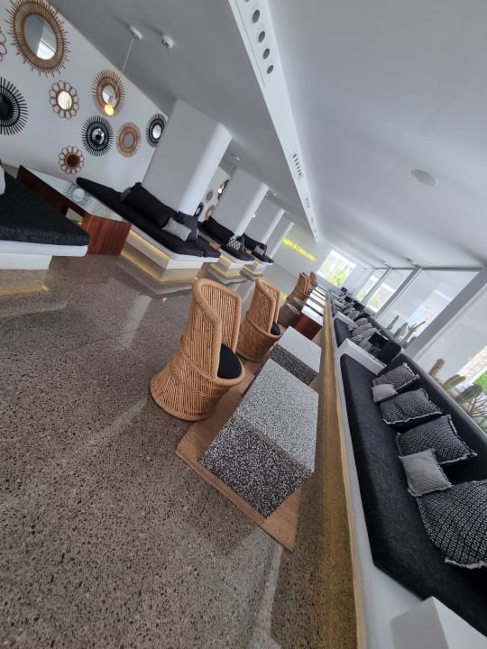 Lobby HM Balanguera Beach