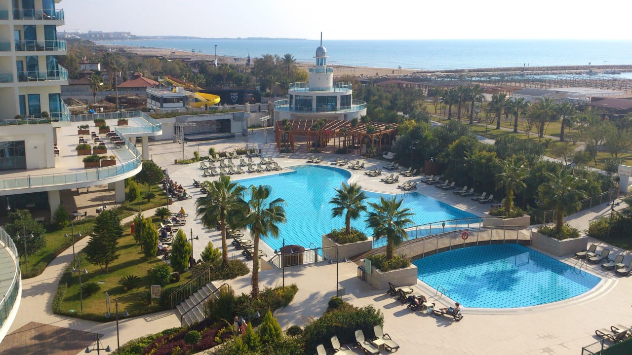 Toller Ausblick vom Balkon Commodore Elite Suites & Spa - Adults only