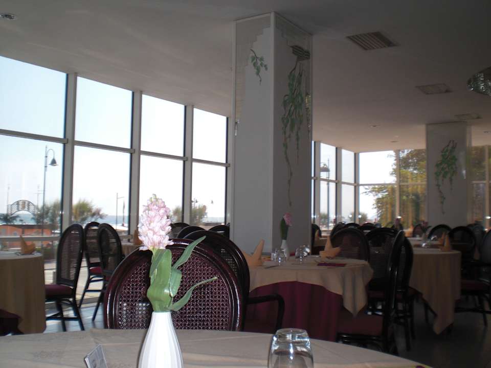 Hotel Regina Rimini Vacanze Rimini Urlaub  Hotel Regina