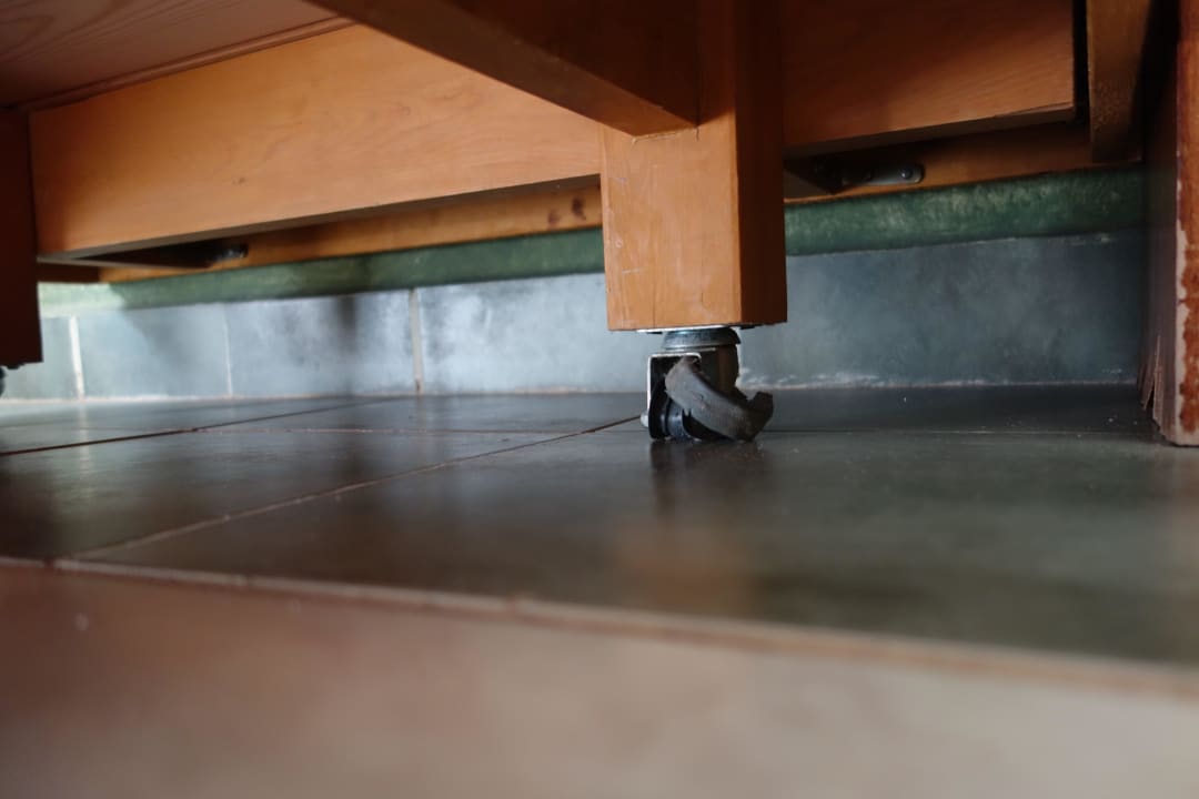 Zustand der Zimmereinrichtung Brayka Bay Resort