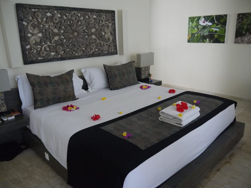 Großes Bett Kelapa Retreat & Spa