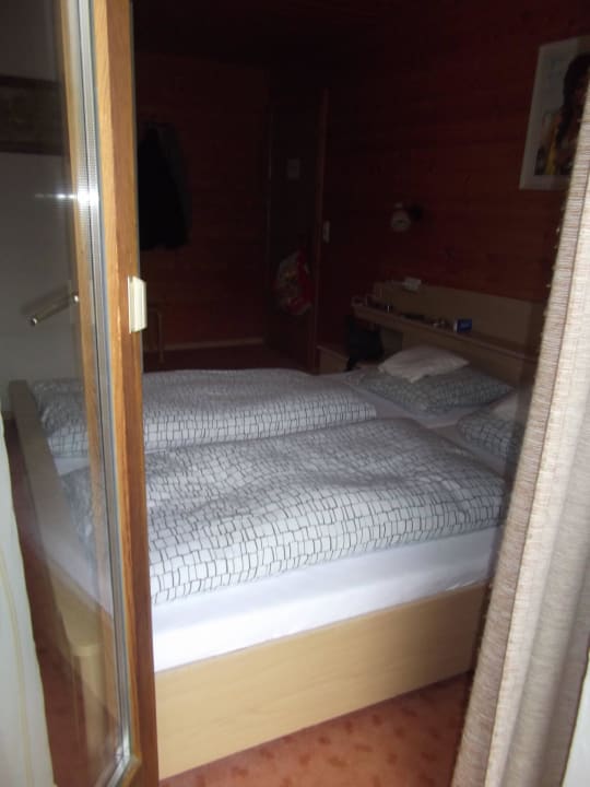 Offene Balkontür Hotel Zur Schönen Aussicht