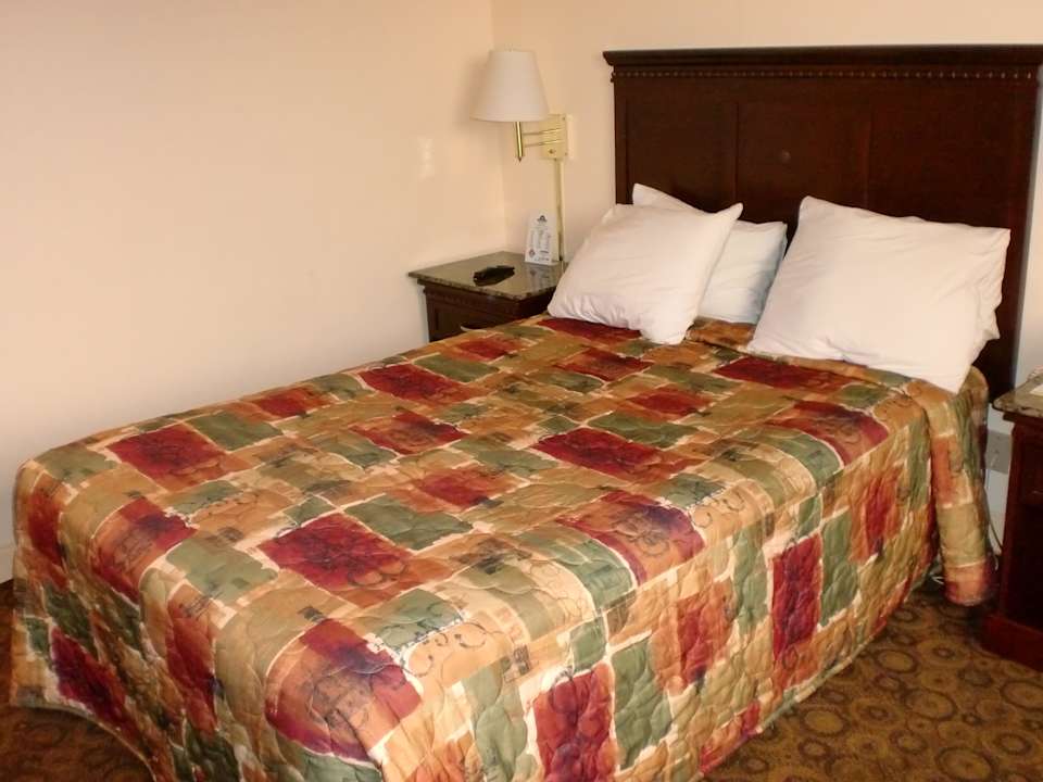 Bett Days Inn Roosevelt Boulevard