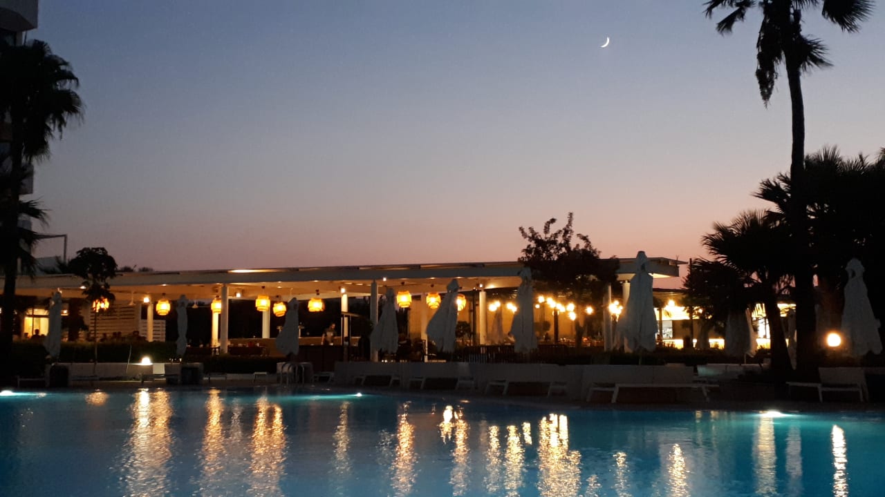 Pool Crystal Springs Beach Hotel