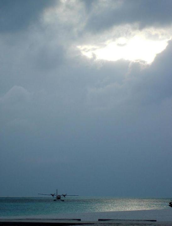 Вечер Kuredu Island Resort & Spa