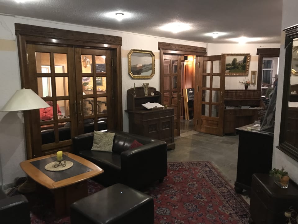 Lobby West Hotel an der Sächsischen Weinstrasse