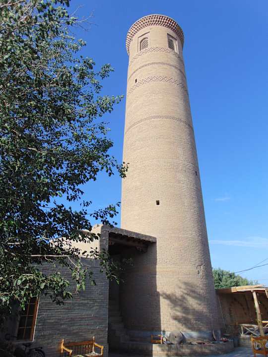Außenansicht Madrasah Polvon-Qori Boutique