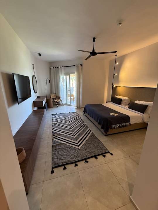 Zimmer Serry Beach Resort