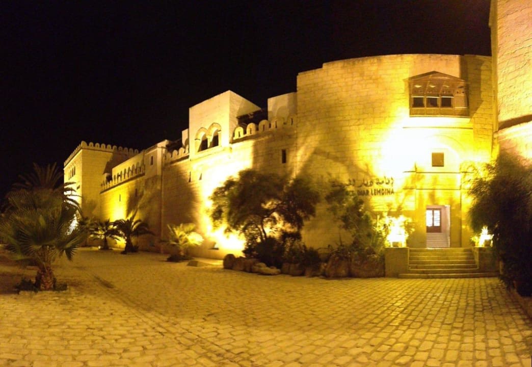 Stimmungsvoll in der Nacht Diar Lemdina Hotel