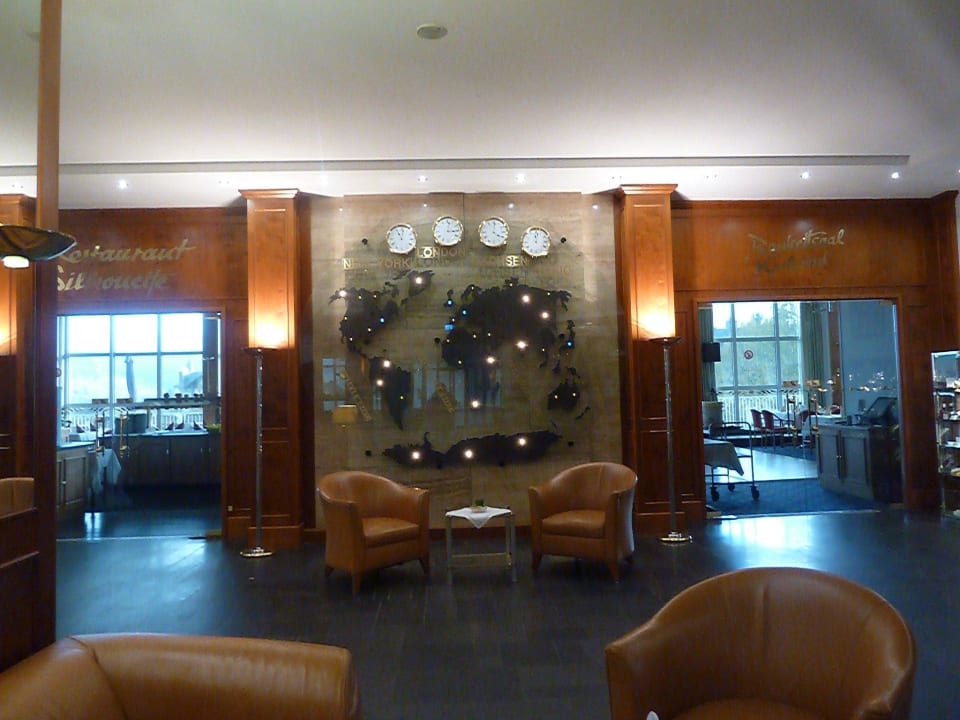 Blick auf das Restaurant Silhouette + Weltenuhren Best Western Ahorn Hotel Oberwiesenthal - Adults only