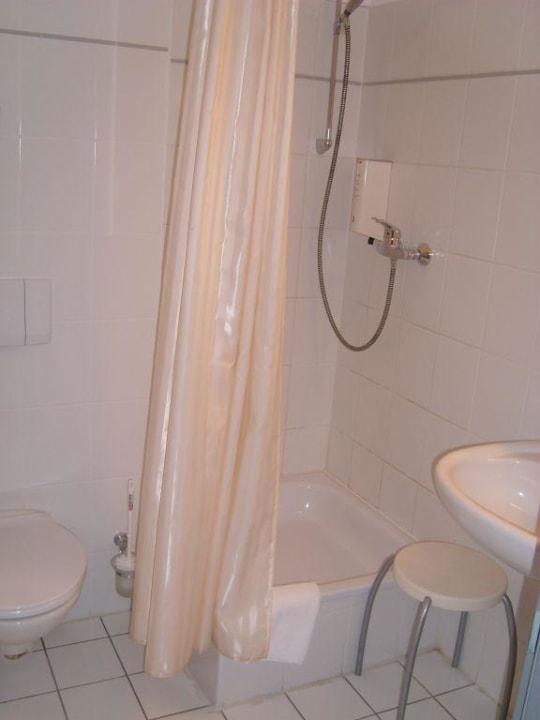 Bad im EZ Hotel Stadtfeld Hotel Stadtfeld