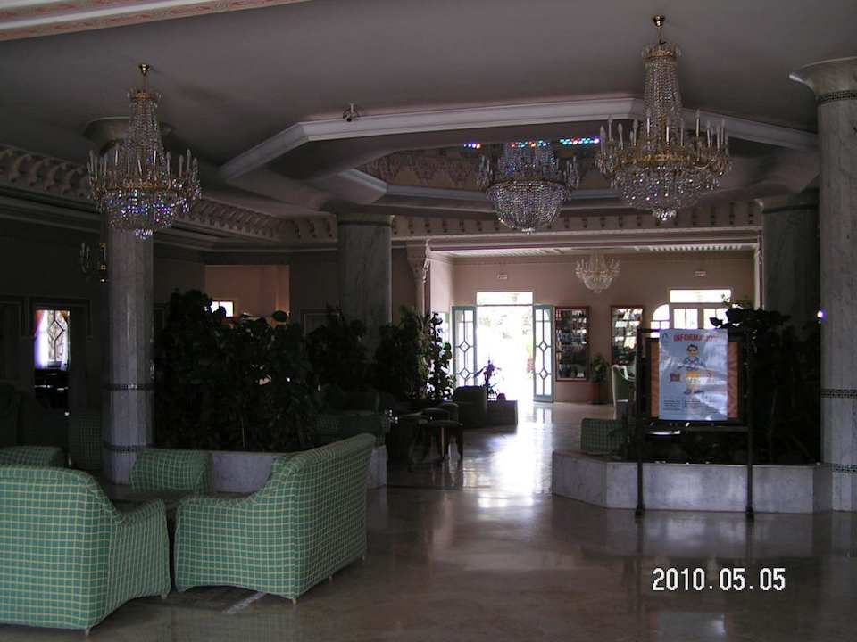Lobby Hotel Le Tivoli
