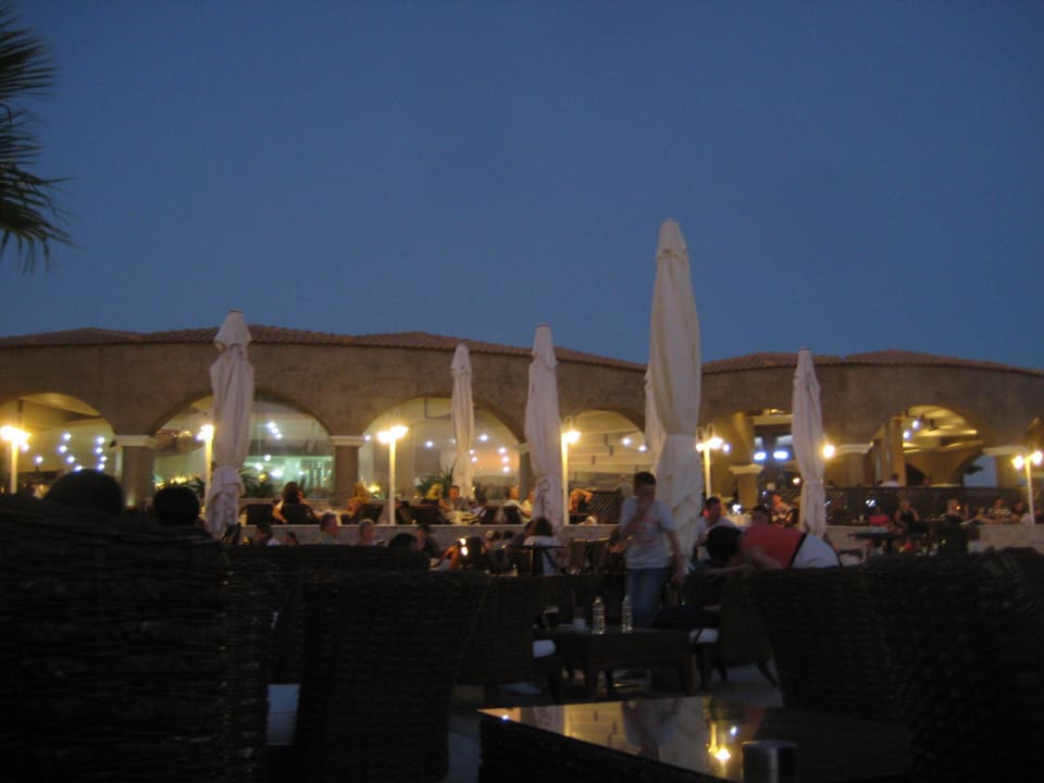 Restaurant abends Hotel Kalithea Horizon Royal