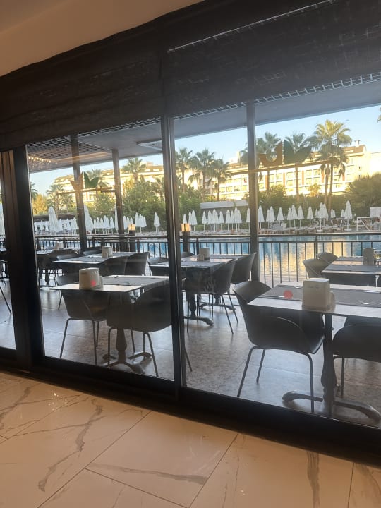 Gastro Hotel Royal Garden Beach