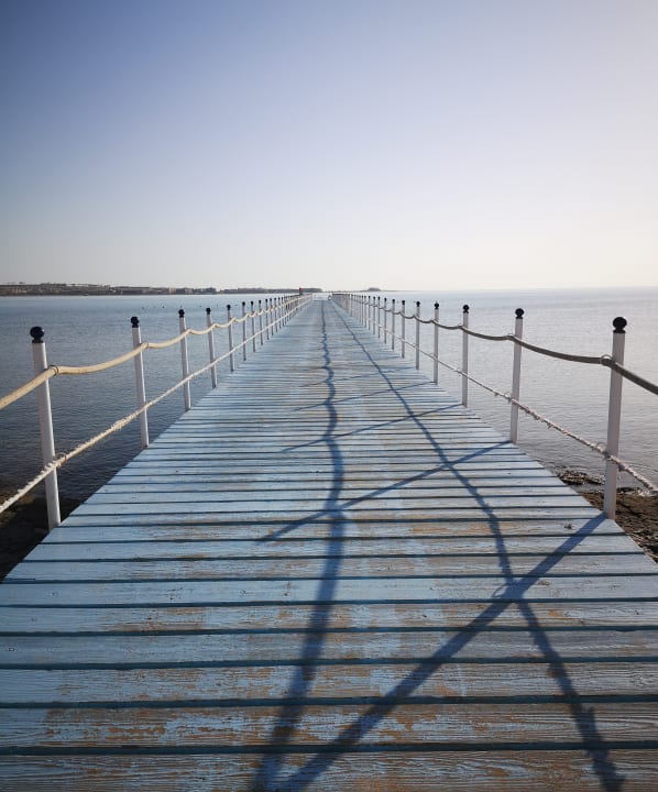 Strand Premier Le Reve Hotel & Spa