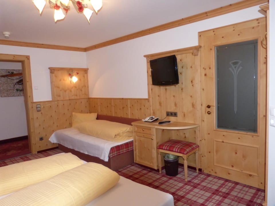 Zimmer-Nr. 108 Hotel Auffacher Hof