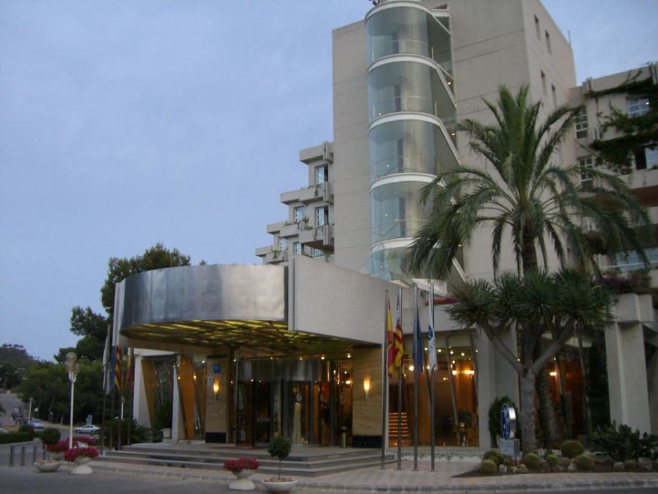 Eingang des Hotels allsun Hotel Bella Paguera