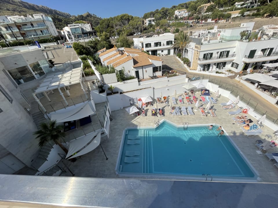 Pool Globales Don Pedro