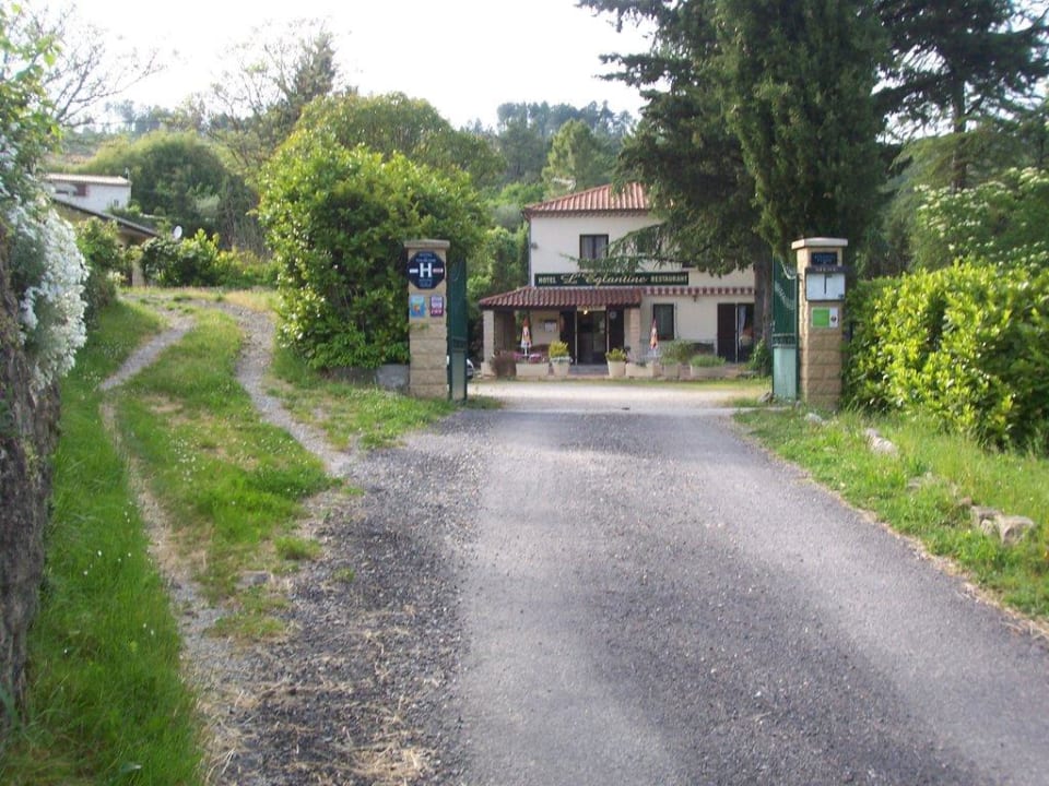 Hôtel-restaurant l'Eglantine Auberge l'Eglantine