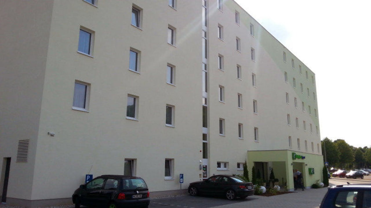 Rückansicht Holiday Inn Express Neunkirchen