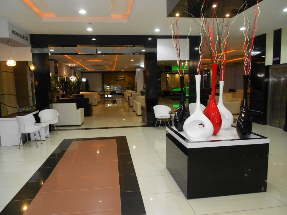 Lobby Hotel Sidekum