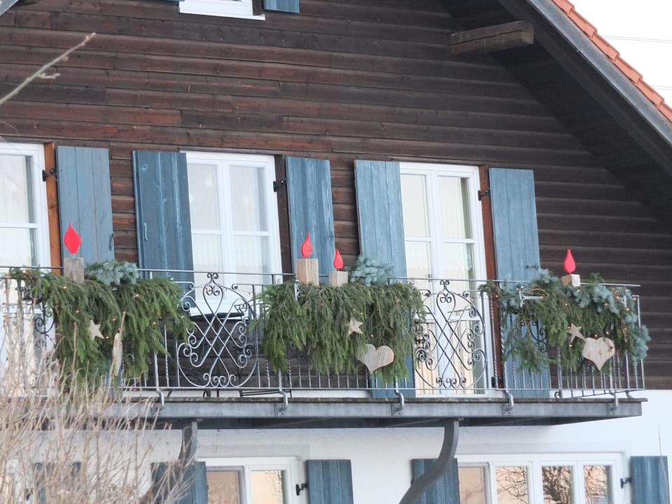 Balkon mit Deko Weihnachten  Bio-Ferienhof Lipp