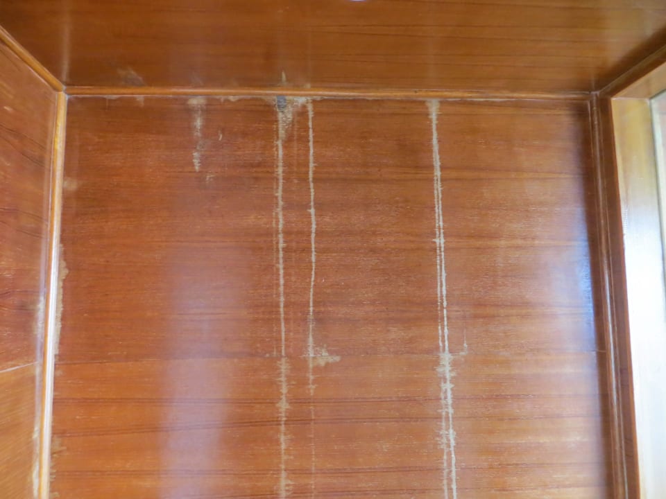 Dreck läuft von der Decke im Bad runter Adaaran Select Hudhuran Fushi - Premium All Inclusive