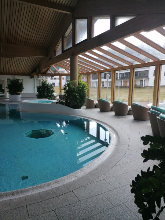 Pool Riederin Hotel & Chalets