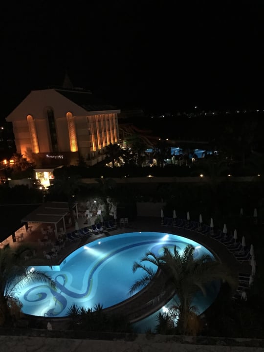 Pool Calimera Hane Garden