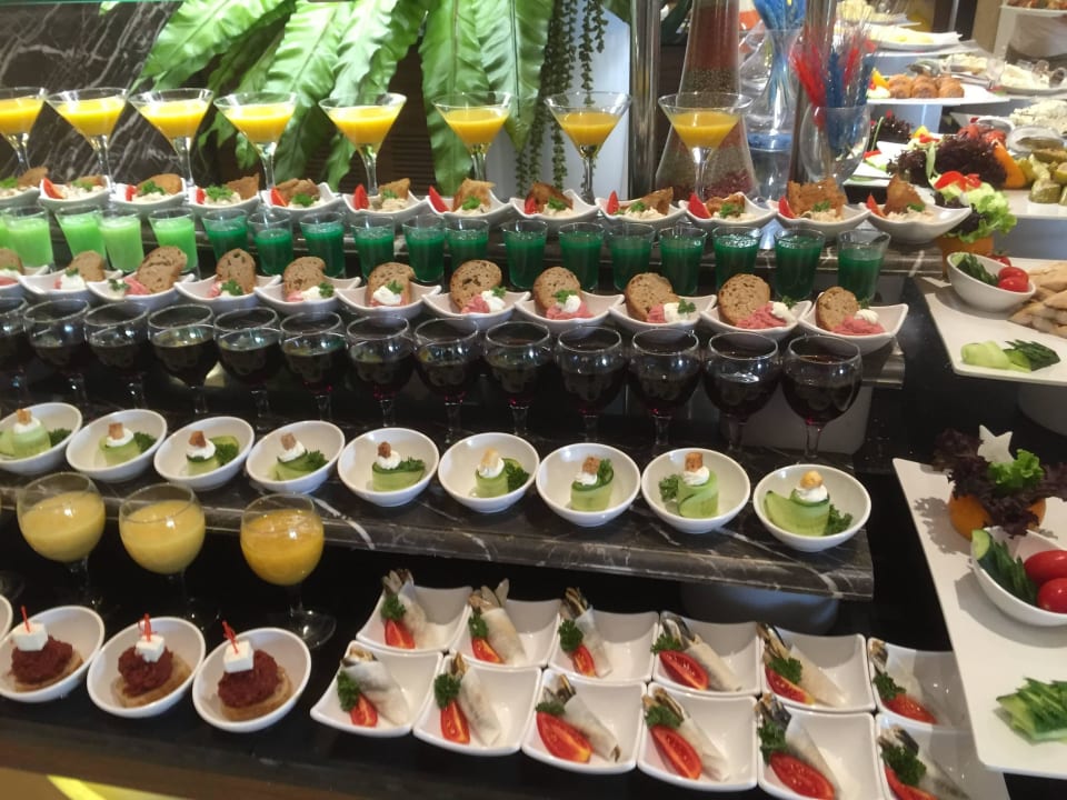 Kleine Auswahl vom Nachtisch Litore Resort & Spa