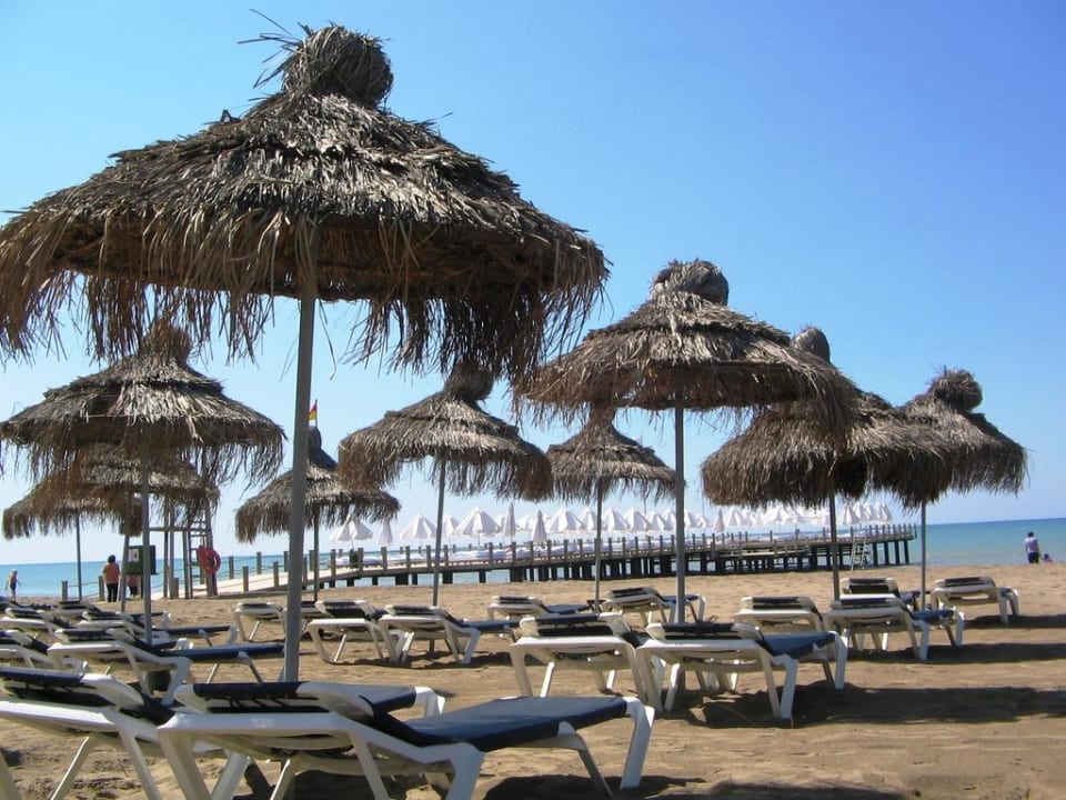 Hotel-Strand mit Steg Voyage Belek Golf & Spa