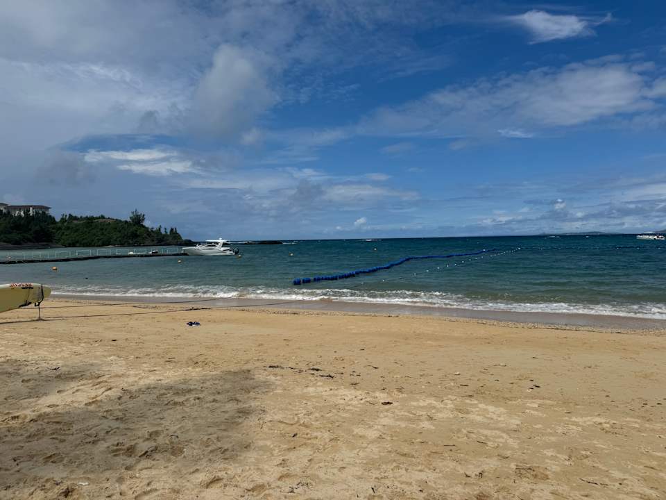 Strand Halekulani Okinawa