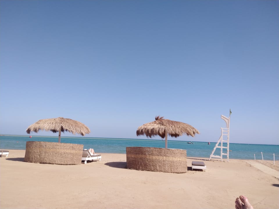 Strand Captain's Inn Hotel