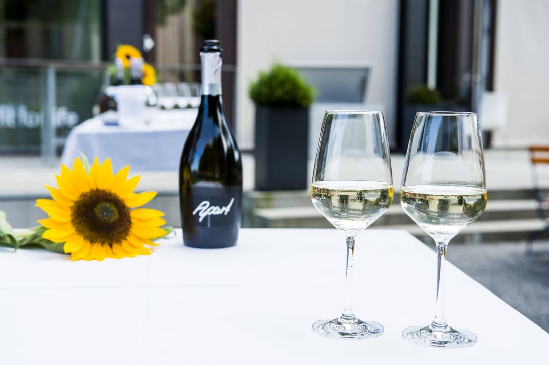 A PART of eating HOTEL APART- Welcoming I Urban Feel I Design