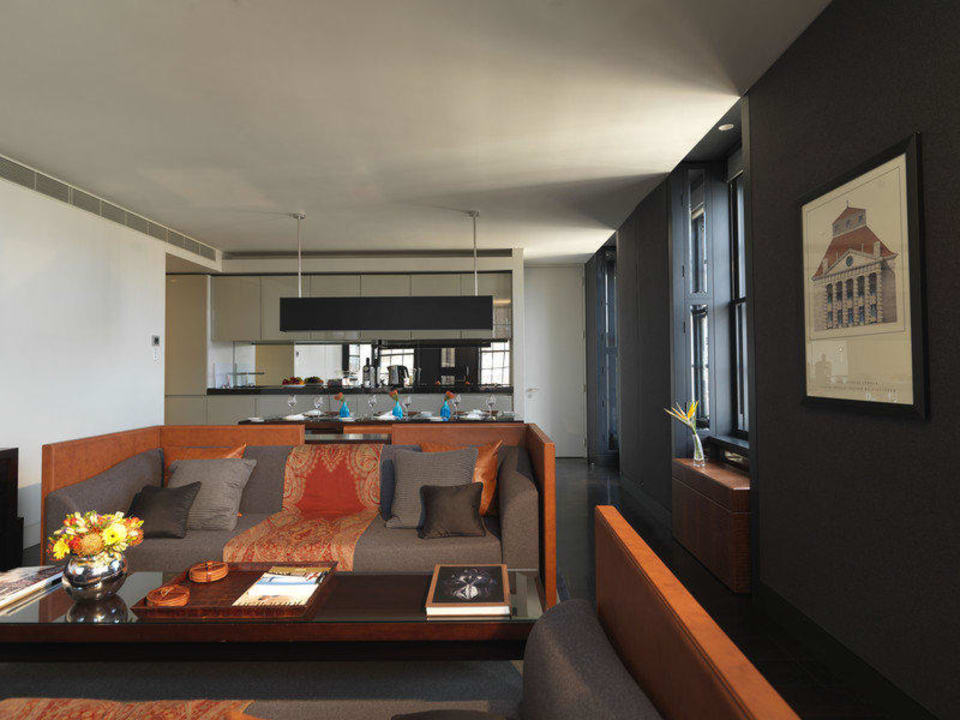 Bedroom Superior - Living Area Grosvenor House Apartments by Jumeirah Living