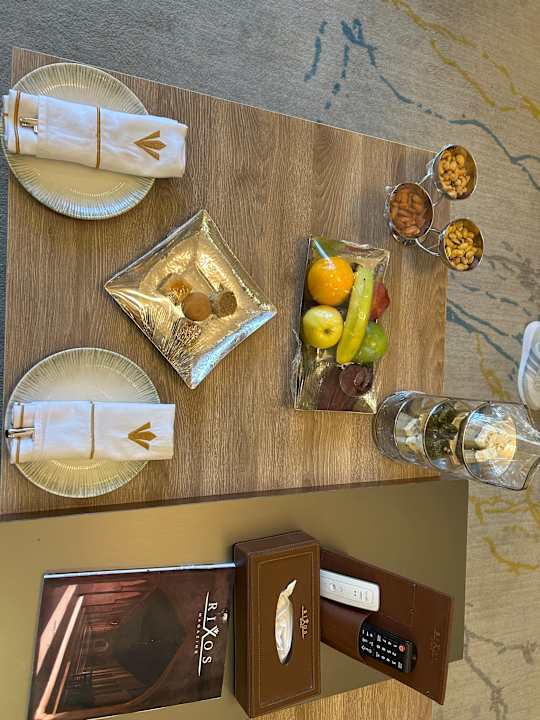 Zimmer Rixos Premium Magawish Suites & Villas