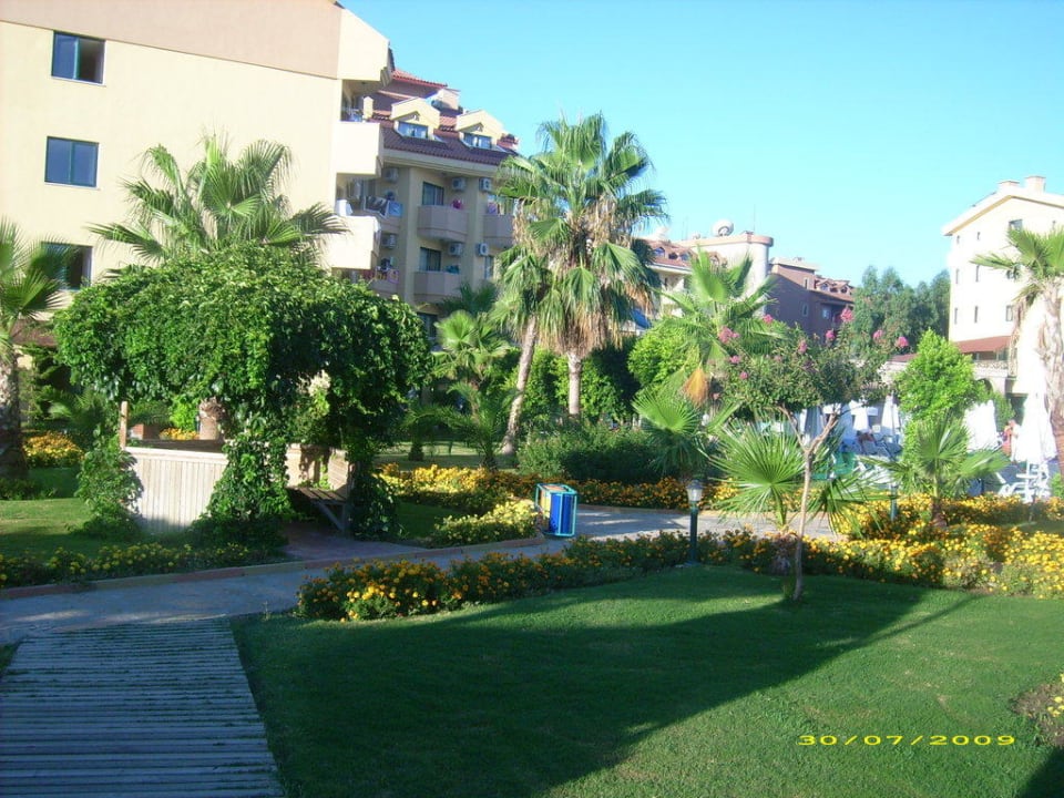 Gartenanlage Grand Seker Hotel