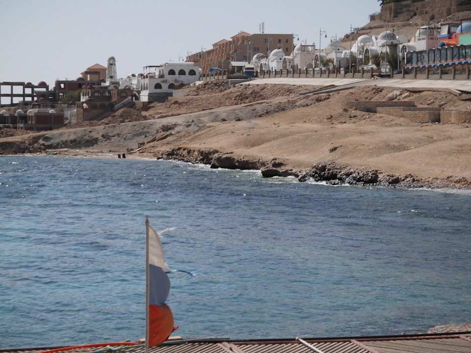 Blick von der Insel SUNRISE Holidays Resort (Adults Only)
