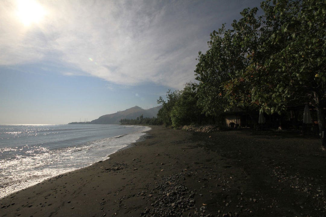 Strand Hotel Matahari Beach Resort & Spa