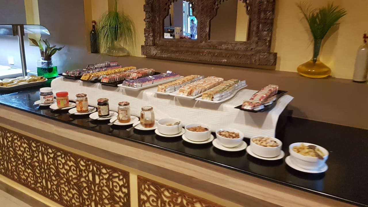 Gastro Neptune Pwani Beach Resort & Spa