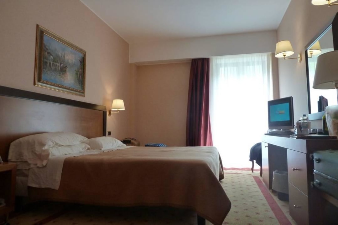 Zimmer zum Innenhof Grand Hotel la Chiusa di Chietri