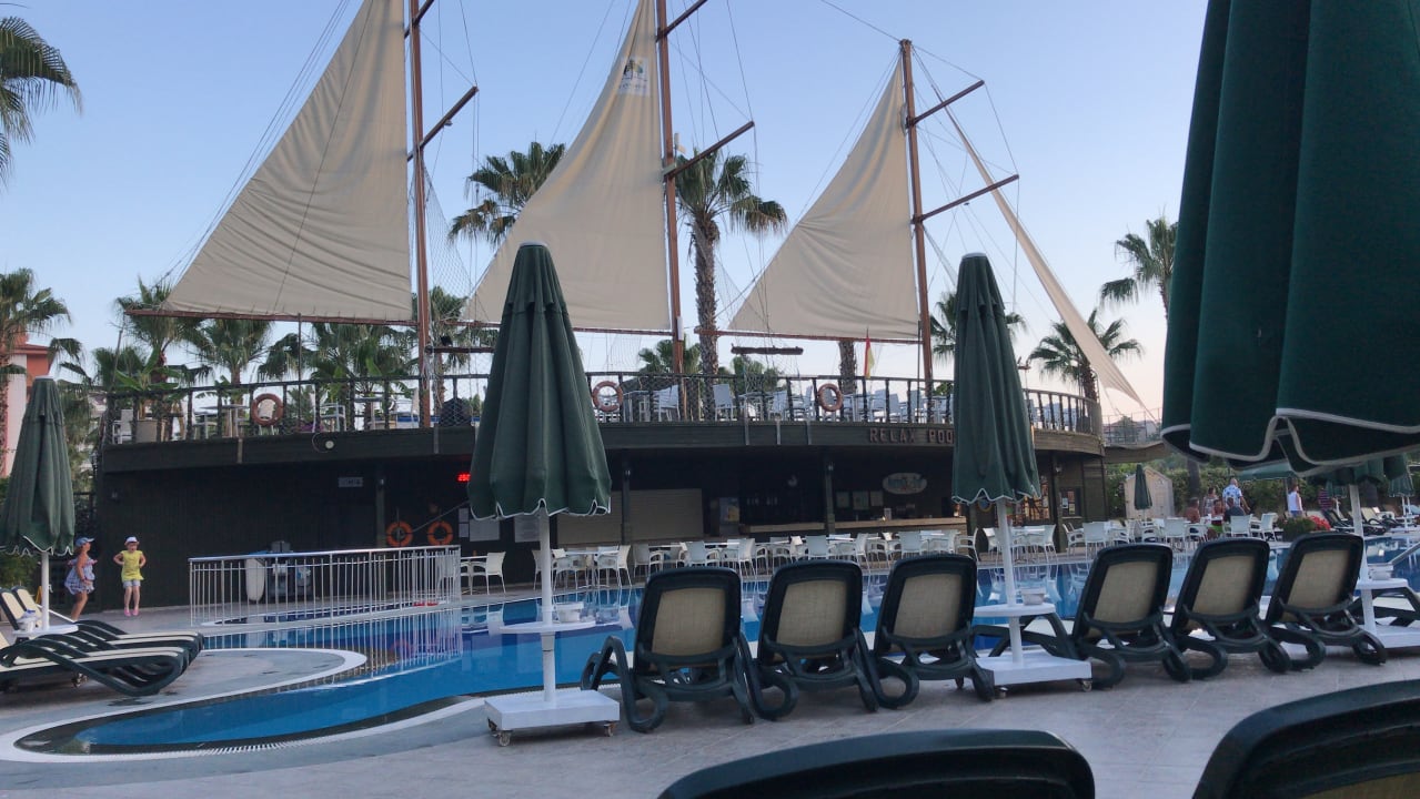 Pool Can Garden Resort