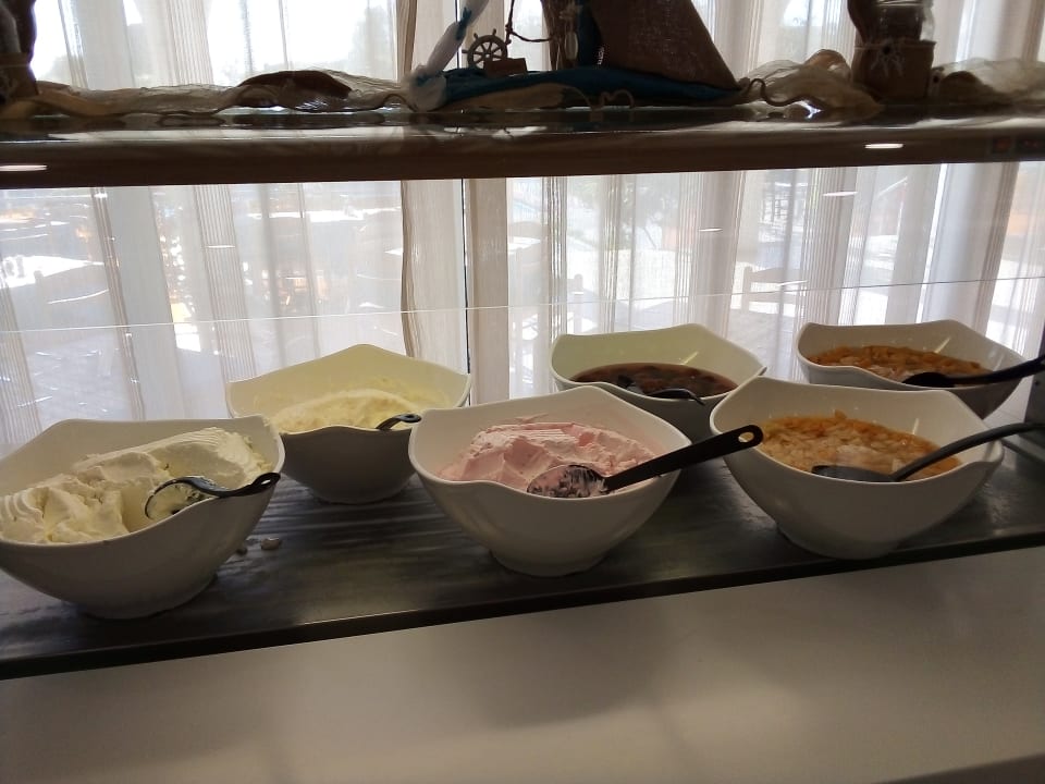 Gastro Irene Palace Beach Resort Club alltoura