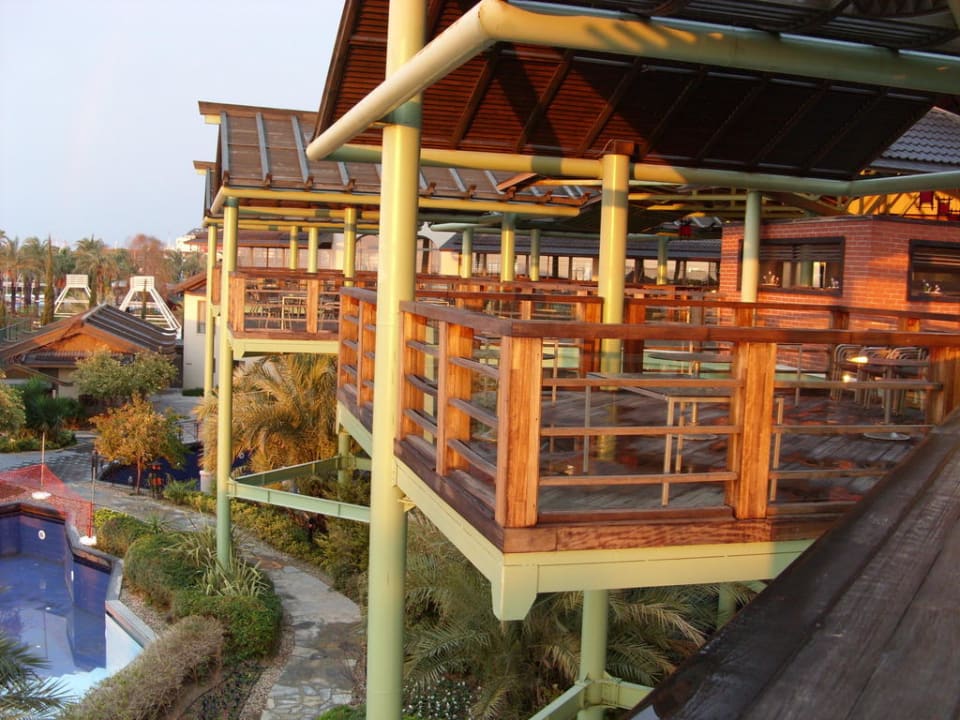 Außenterrassen Limak Lara Deluxe Hotel & Resort