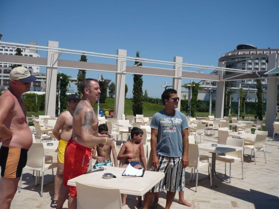 Animation Saturn Palace Resort Hotel