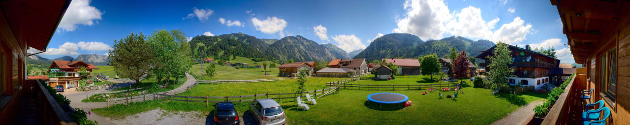 Freier Blick auf die Tannheimerberge Ferienpension Christl