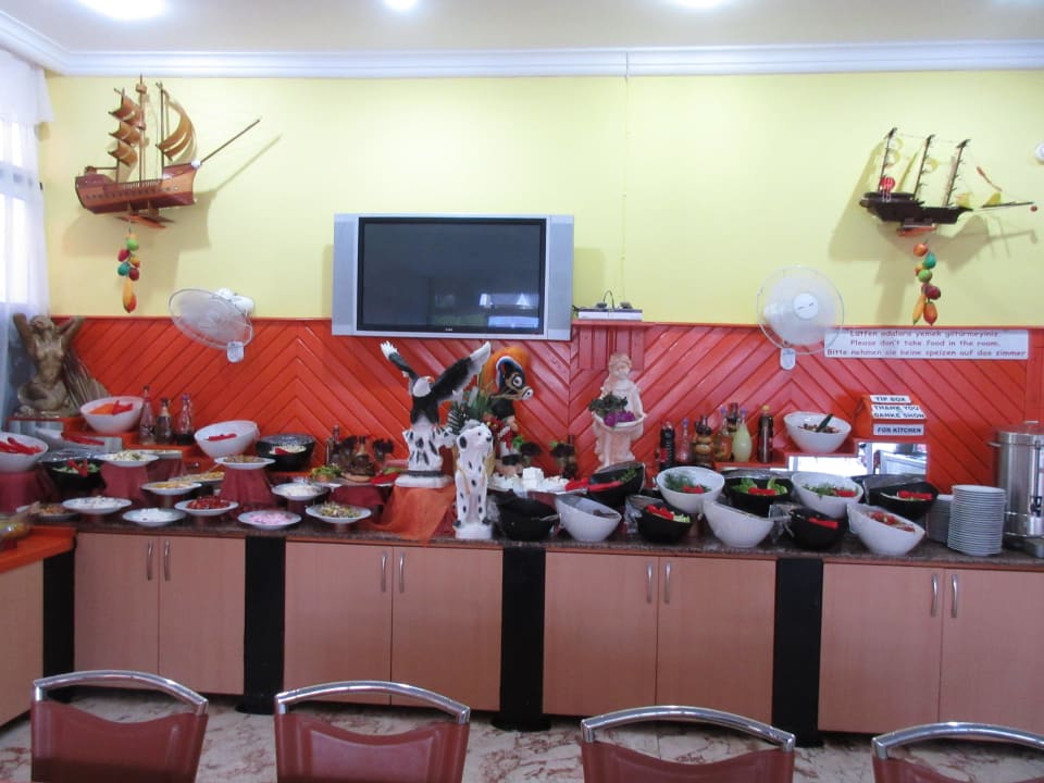 Büffet Sayanora Hotel