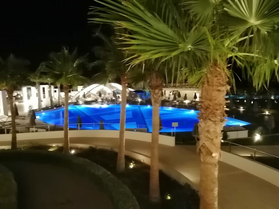 Pool Mayia Exclusive Resort & Spa
