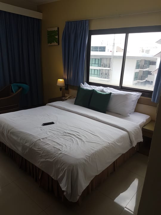 Zimmer Pinnacle Lumpinee Park Hotel
